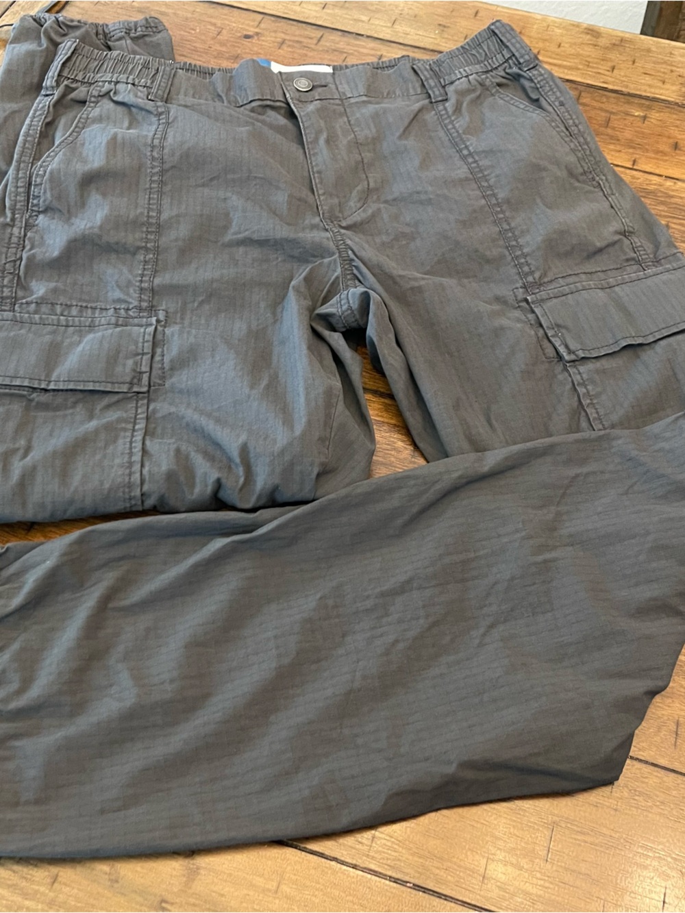 Old Navy Women's Gray Cargo Joggers